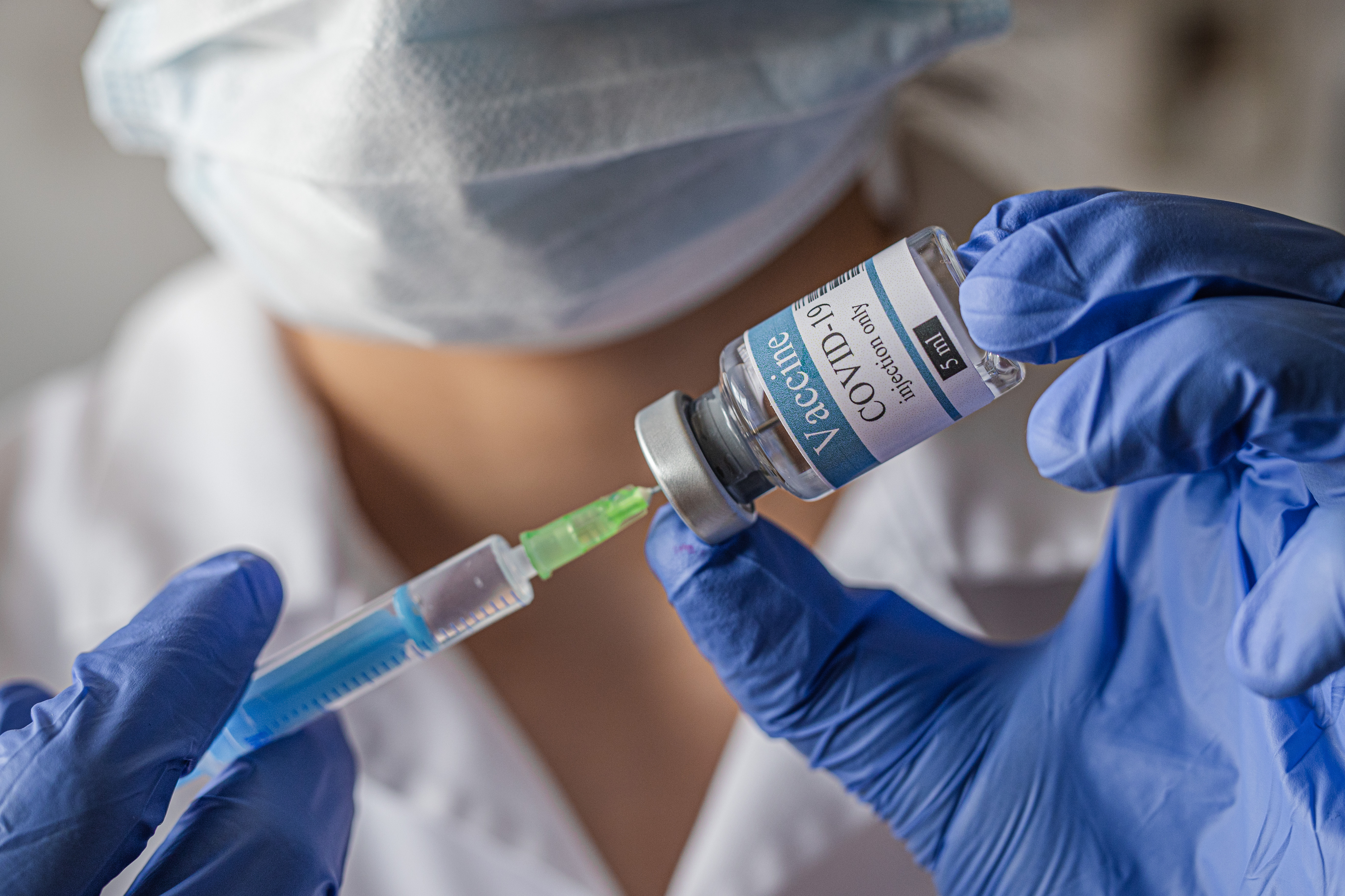 Вакцина коронавирус 2020. Covid-19 вакцина. Covid 19 vaccine. Вакцина фото. Коронавирус вакцина.